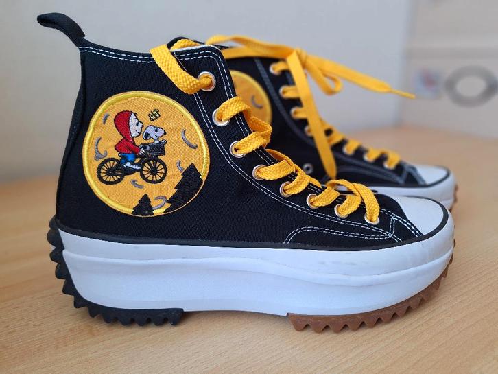 Converse Chuck Allstar hoge sneakers ET Snoopy custom 42,5, Kleding | Dames, Schoenen, Zo goed als nieuw, Sneakers of Gympen, Zwart