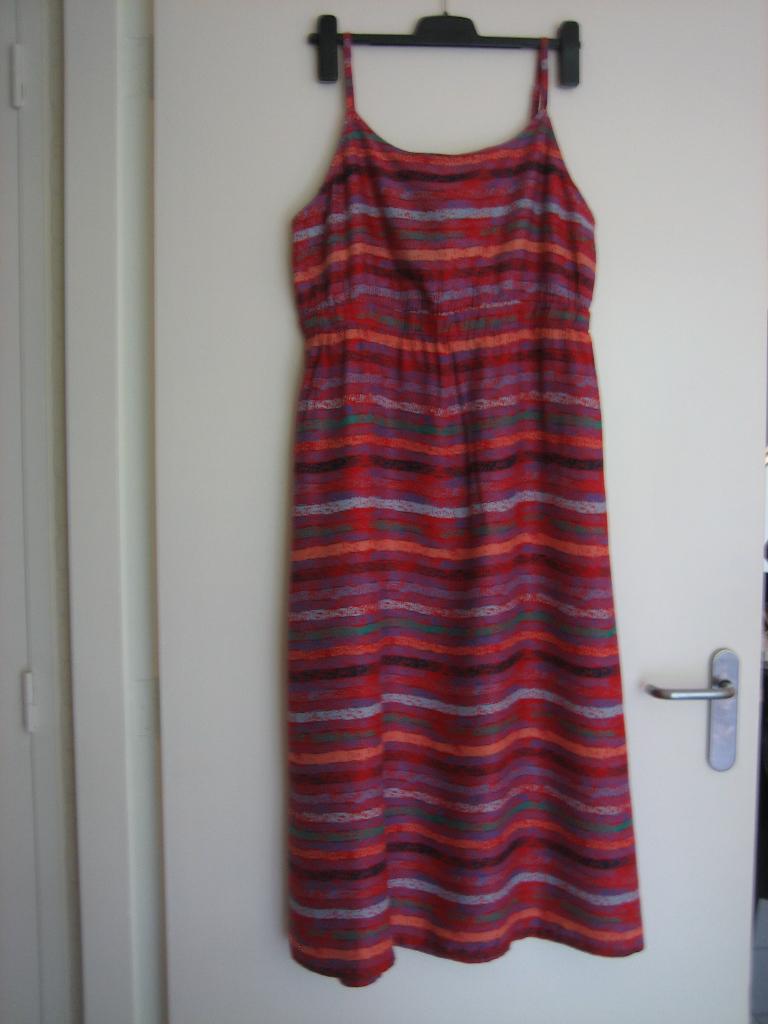 Fleurig gestreepte zomerjurk BIAGGINI 40-42 Snazzeys, Kleding | Dames, Biaggini, Verzenden, Maat 42/44 (L), Nieuw