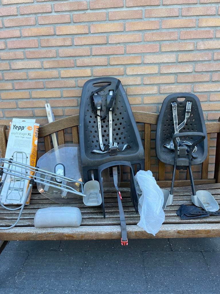 Complete set Yepp voor- en achterfietszitjes met extra adapt, Achterzitje, 9 t/m 18 kg, Ophalen of Verzenden, Gebruikt