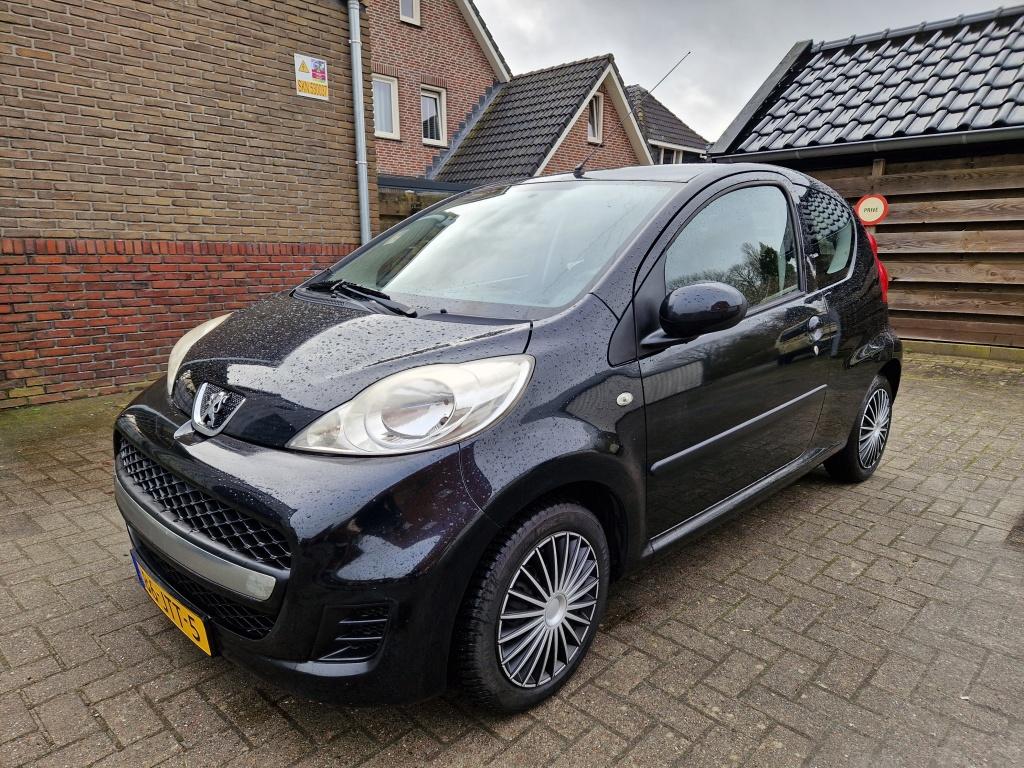 Peugeot 107 1.0-12V Sublime Airco// 157 Dkm! (bj 2009), Auto's, Voorwielaandrijving, Gebruikt, 4 stoelen, Origineel Nederlands