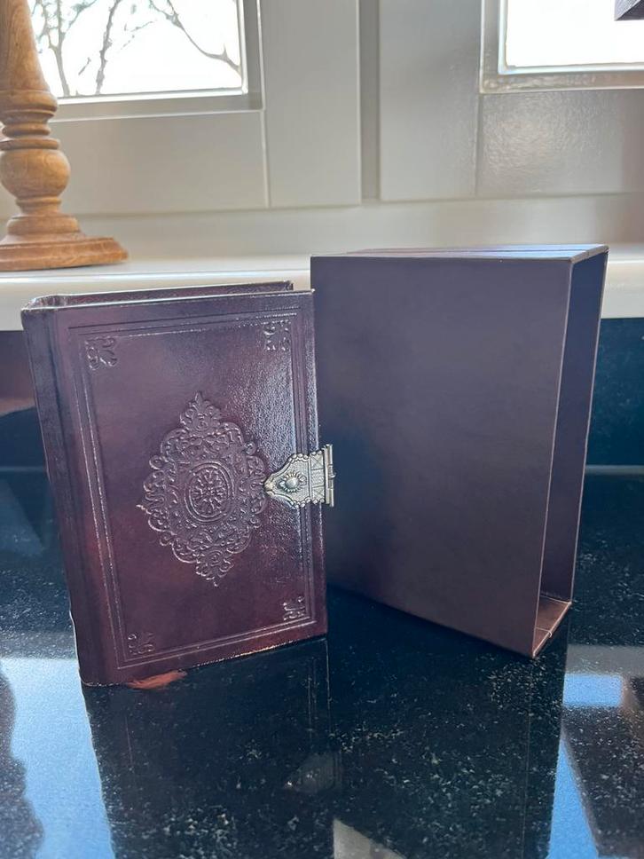 Zakbijbel GBS uitgave met zilver slotje, Boeken, Godsdienst en Theologie, Zo goed als nieuw, Christendom | Protestants, Ophalen of Verzenden