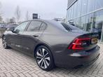 Volvo S60 Recharge T6 AWD Plus Dark | NL-AUTO | Harman & Kar, Auto's, Stof, Gebruikt, Euro 6, 4 cilinders