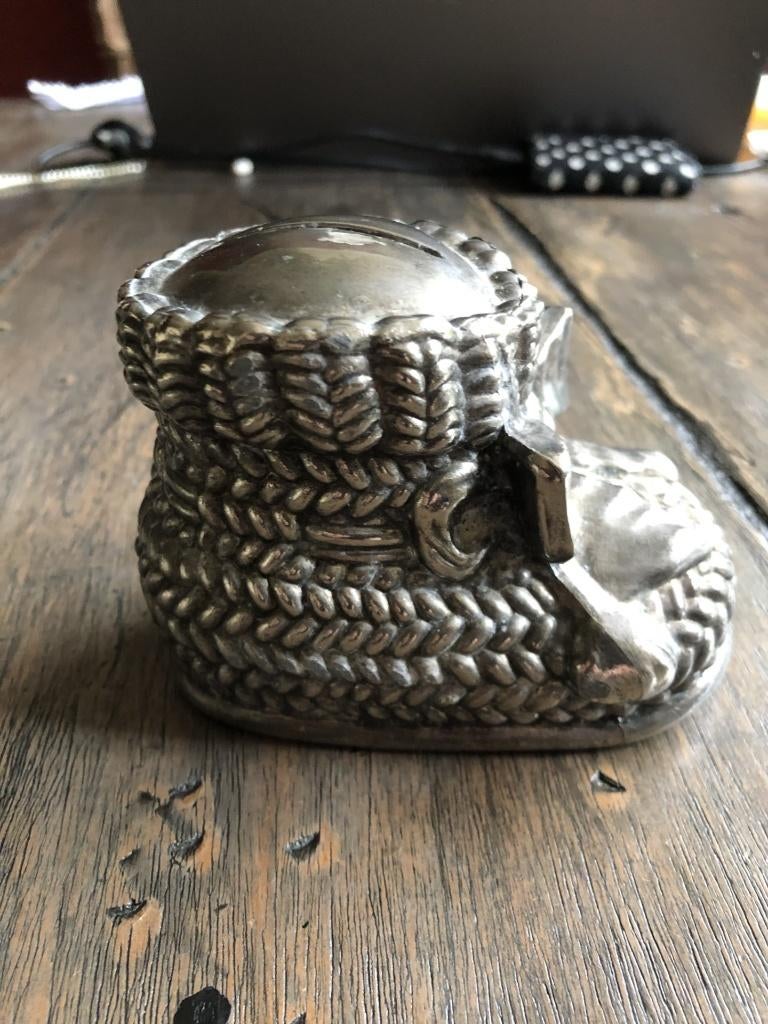 spaarpot voor baby verzilverd slof schoen, Ophalen of Verzenden, Zo goed als nieuw, Overige materialen, Overige thema's