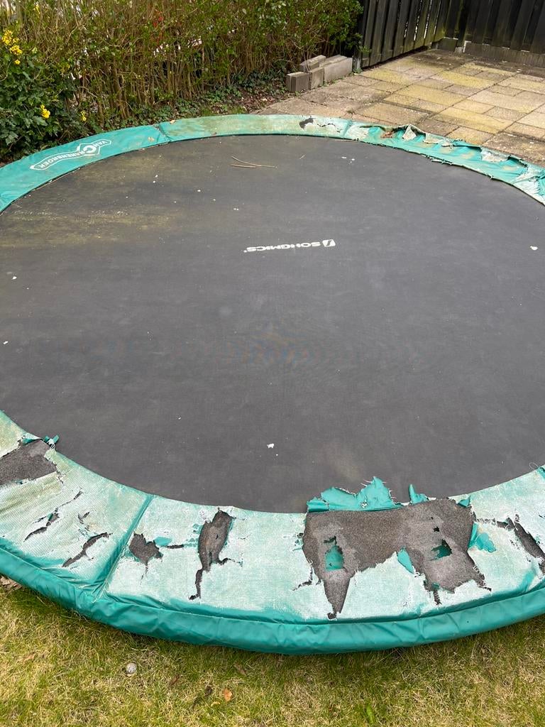 trampoline gratis Zevenaar, Ophalen, Zo goed als nieuw