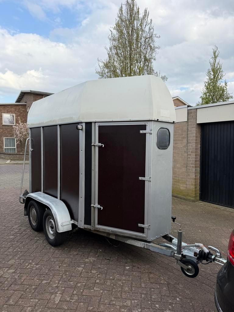 1.5 paardstrailer volledig gereviseerd, Dieren en Toebehoren, Paarden en Pony's | Trailers en Aanhangwagens, Ophalen of Verzenden