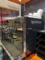Nespresso Aguila 220 professionele koffiemachine, Ophalen, Koffiepads en cups, Gebruikt, 10 kopjes of meer