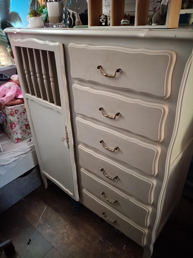 Lage baby kledingkast - nette staat, voordelig!, Gebruikt, Kast, 75 tot 100 cm, Minder dan 50 cm