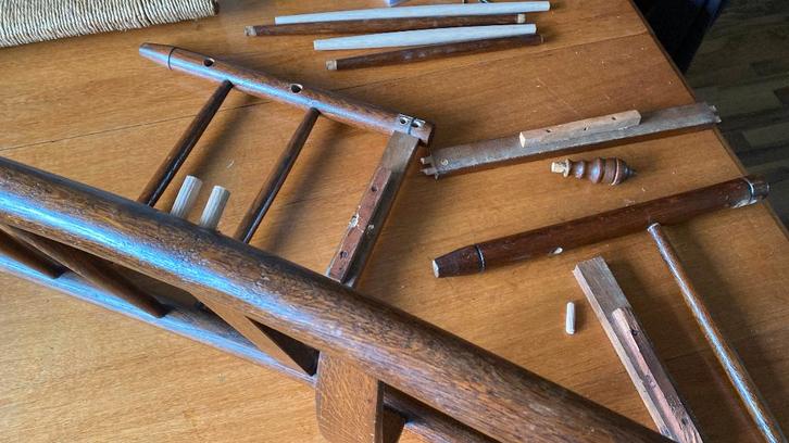 Meubelrestauratie, Antiek en Kunst, Antiek | Meubels | Kasten, Ophalen of Verzenden