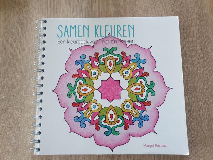 Samen Kleuren: Een kleurboek voor met z'n tweeën, Boeken, Overige Boeken, Zo goed als nieuw, Ophalen of Verzenden