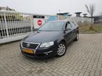 Volkswagen Passat Variant 2.0 FSI Comfortline, Voorwielaandrijving, Gebruikt, 4 cilinders, Origineel Nederlands