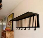 Tafel, bartafel met luxe batkrukken, kapstok en sidetable, Ophalen of Verzenden, Zo goed als nieuw