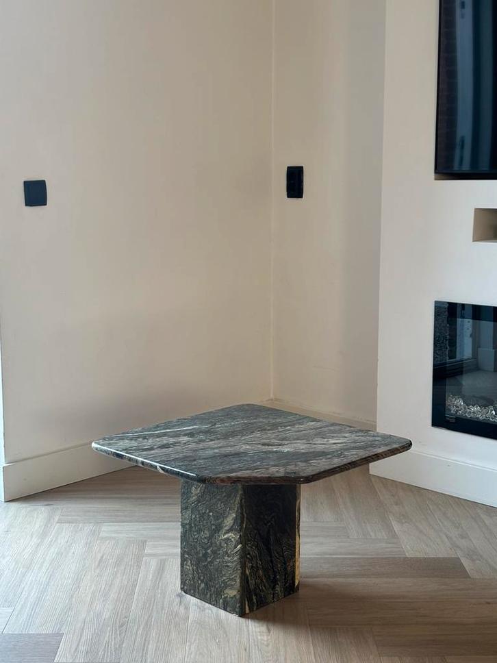 Prachtige vintage salontafel Cipollino Ondulata, Huis en Inrichting, Tafels | Salontafels, Zo goed als nieuw, Minder dan 50 cm