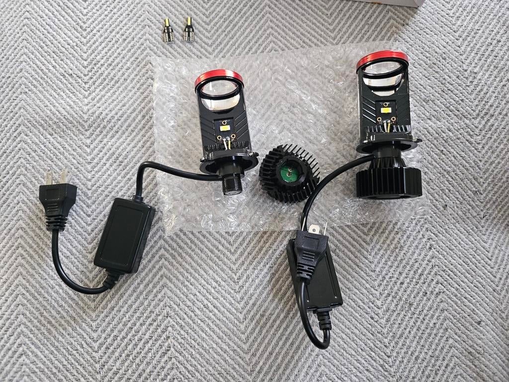 Nieuwe H4 Led lampen met T10 led stadslichten., Ophalen of Verzenden, Nieuw, Overige automerken