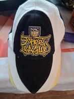 dit is een leuke pet van nac, Ophalen, Zo goed als nieuw