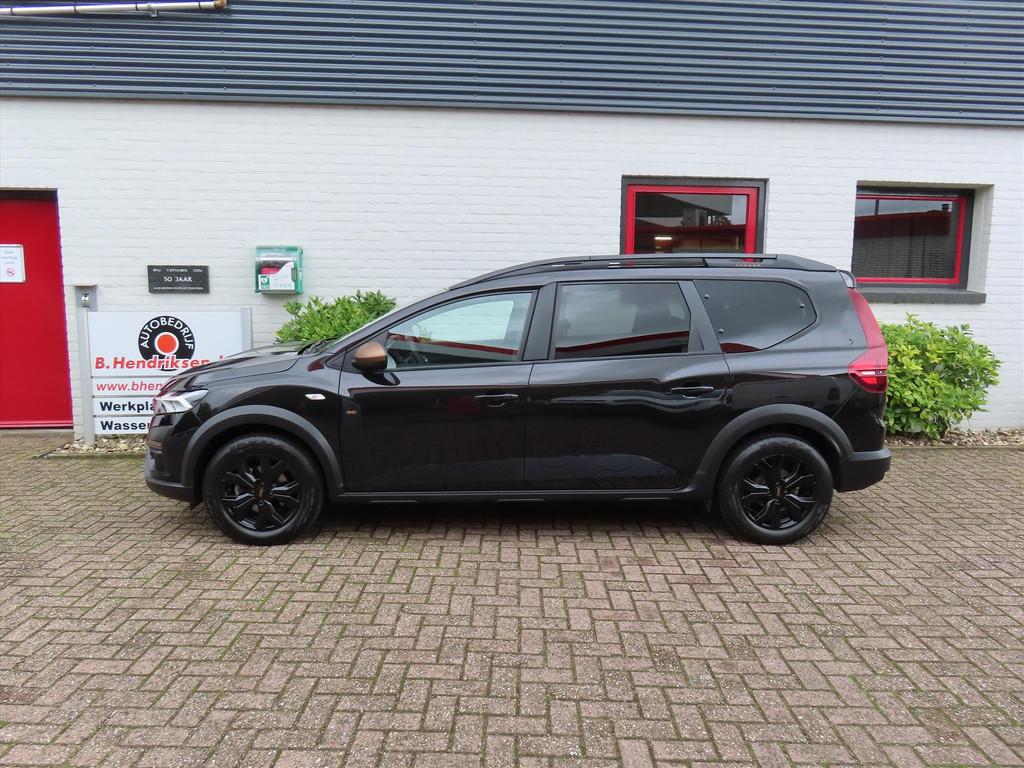 Dacia Jogger Hybrid 140pk Aut Extreme/ 7 Zitplaatsen/ Camera, Auto's, Dacia, Gebruikt, 4 cilinders, 7 stoelen, Zwart