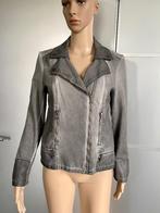 E795 Poools maat 38=M imitatie-leren jasje biker vest grijs, Maat 38/40 (M), Ophalen of Verzenden, Zo goed als nieuw, Jasje