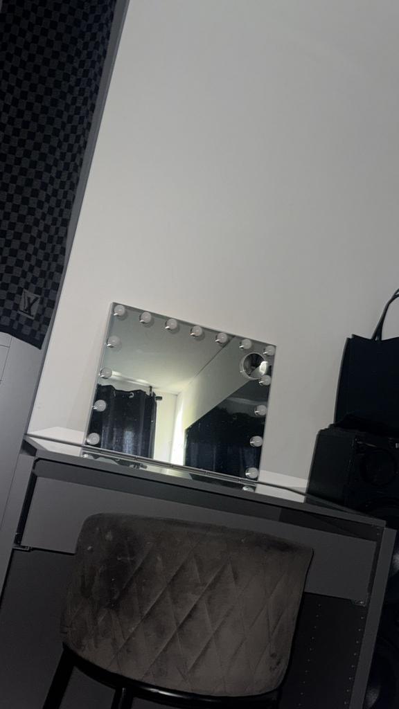 Nieuw Spiegel met lampen - Hollywood make-up spiegel, Nieuw, Ophalen of Verzenden, Minder dan 100 cm, Rechthoekig