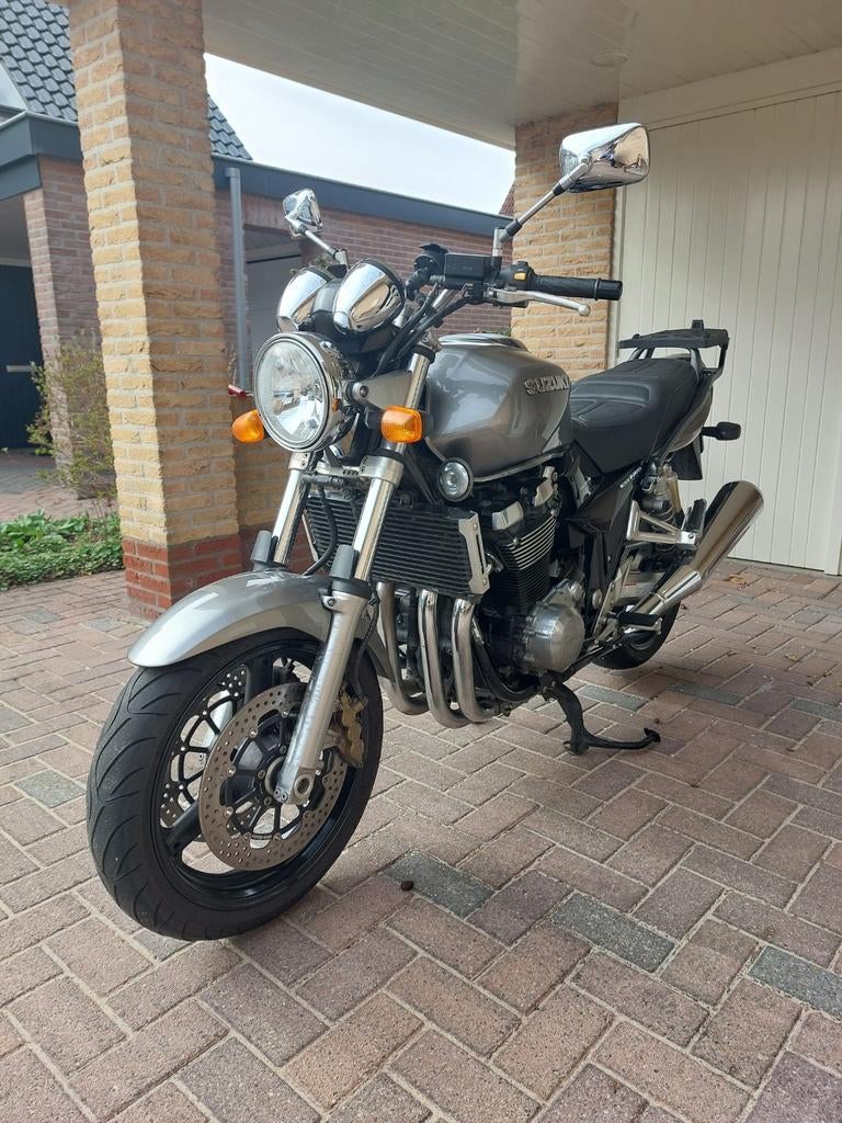 Gekoesterde Suzuki GSX 1400 - Krachtige Naked Bike., 4 cilinders, Motorrijbewijs A, 1400 cc, Particulier