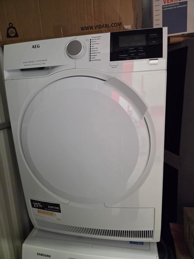 Wasdroger AEG, Witgoed en Apparatuur, Wasdrogers, Ophalen, 6 tot 8 kg, Luchtafvoer, Zo goed als nieuw