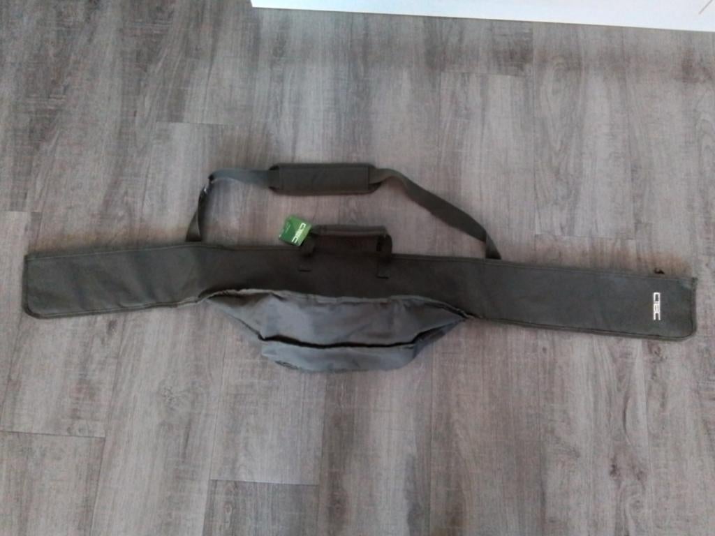 Nieuwe hengeltas vistas ctec
Double rod sleeve 12, Watersport en Boten, Ophalen of Verzenden, Nieuw