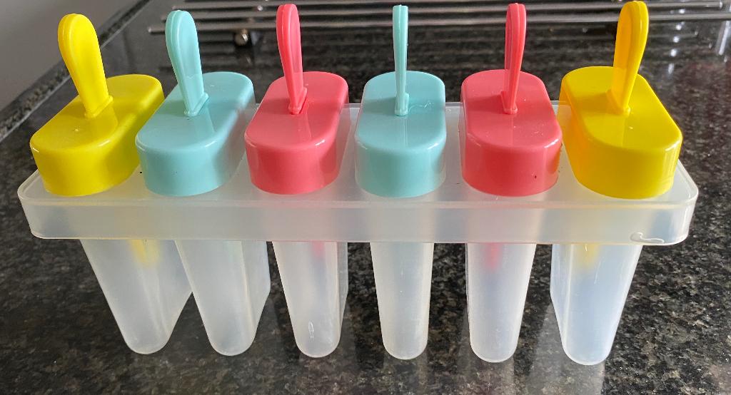 Vorm/houder om ijsjes te maken. NIEUW, Overige typen, Kunststof, Nieuw, Ophalen of Verzenden