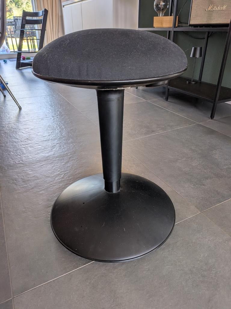 Zwarte ergonomische kruk van Ikea, Ophalen, Gebruikt, Zwart, Ergonomisch