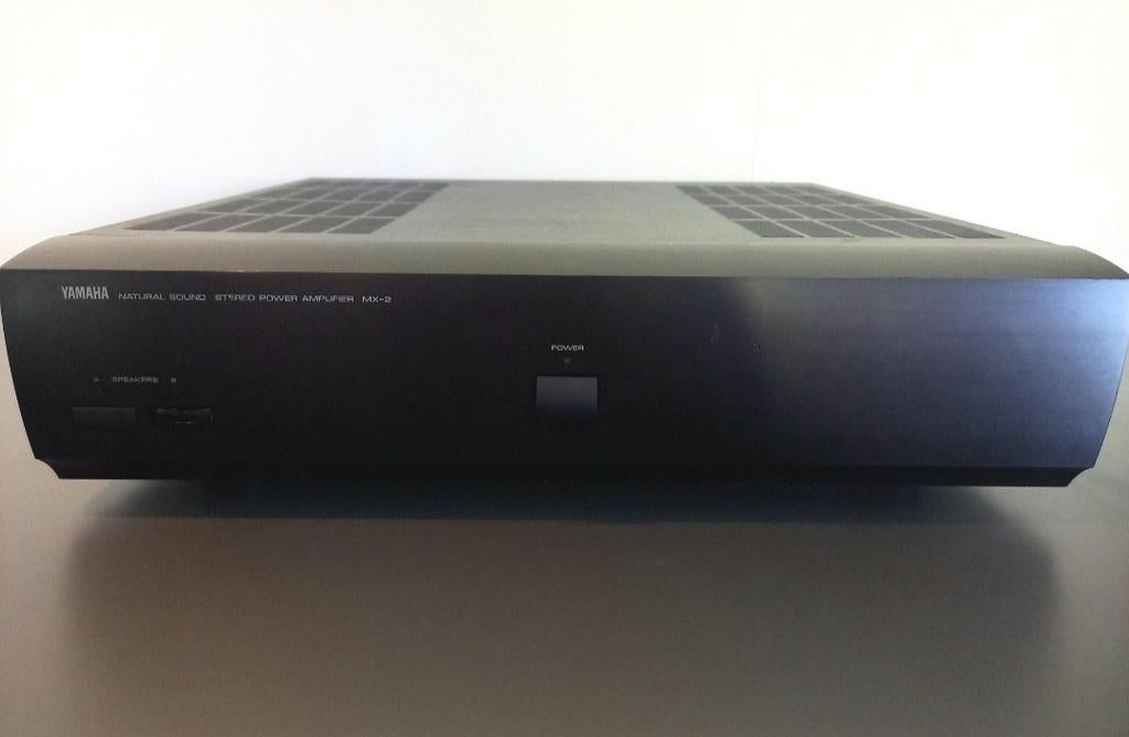 YAMAHA MX-2 HIGH-END POWER-AMP DUAL-MONO 2 X 150 WATT 8 OHM, Ophalen, Yamaha, Zo goed als nieuw, 120 watt of meer