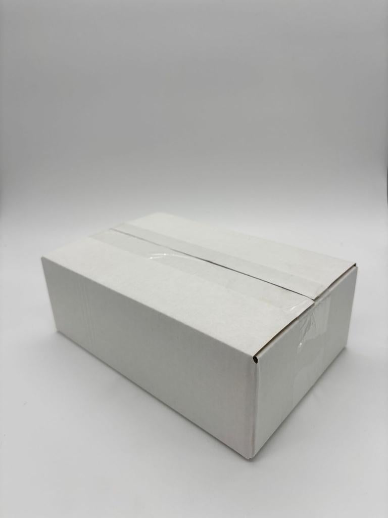 Witte kartonnen dozen 240 x 156 x 178 mm - Per 30 stuks, Doe-het-zelf en Verbouw, Kratten en Dozen, Ophalen, Doos, Opvouwbaar