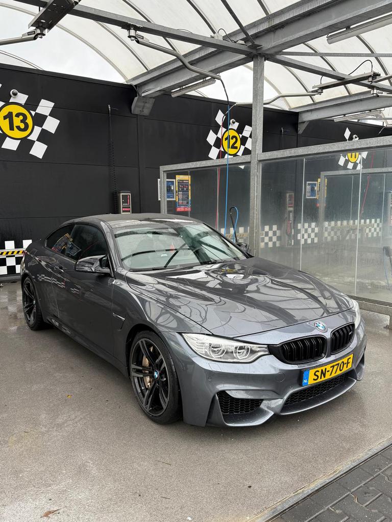 BMW 4-Serie 3.0 M4 Coupe AUT 2015 Grijs, Auto's, Automaat, 431 pk, Zwart, 4-Serie