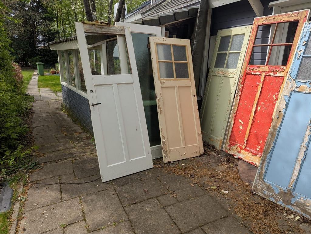 Oude deuren, Ophalen