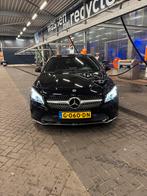 Mercedes-Benz CLA 180 122pk 7G-DCT 2018 Zwart, Auto's, CLA, 730 kg, 4 cilinders, 1595 cc