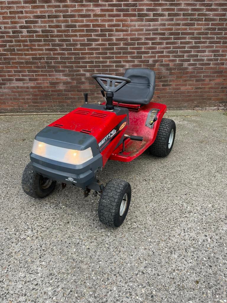 Sentimal zitmaaier zonder maaidek, Ophalen of Verzenden, Gebruikt, Versnellingen