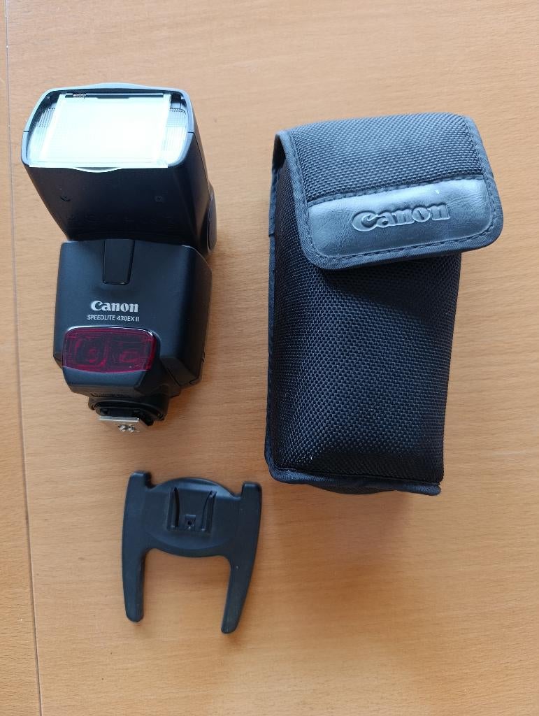 Canon  Speedlite 430EX II + Case & Voet, Ophalen of Verzenden, Zo goed als nieuw, Canon, Kantelbaar