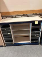 Kast met lade en schappen, Ophalen