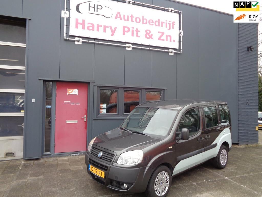 Fiat Doblò 1.4 Family 7 persoons airco!, Auto's, Fiat, Voorwielaandrijving, Parkeersensor, Gebruikt, 4 cilinders