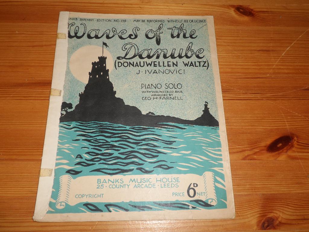 Waves of the danube - ivanovici, Gebruikt, Ophalen of Verzenden, Artiest of Componist, Piano