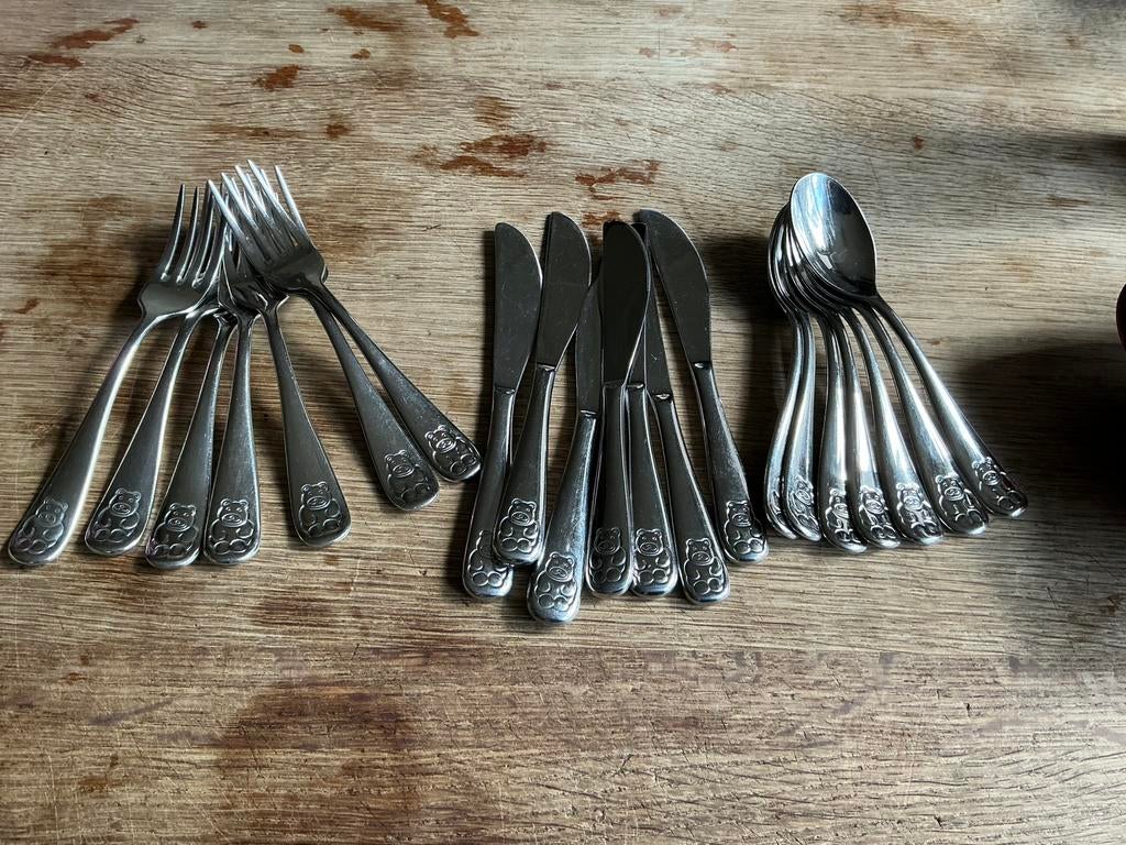 Vivo kinderbestek(7 setjes), Huis en Inrichting, Keuken | Bestek, Ophalen of Verzenden, Zo goed als nieuw, Rvs of Chroom, Los bestek