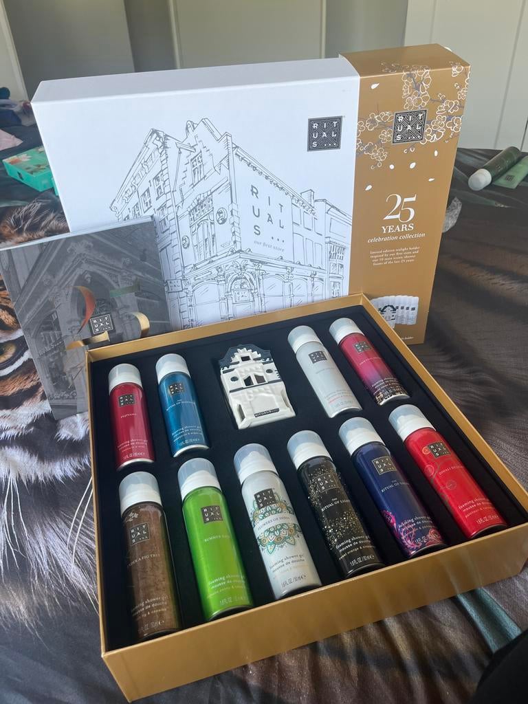 Rituals 25 Jaar Celebration Collection - Nieuw in Doos, Ophalen of Verzenden, Nieuw, Bad & Douche