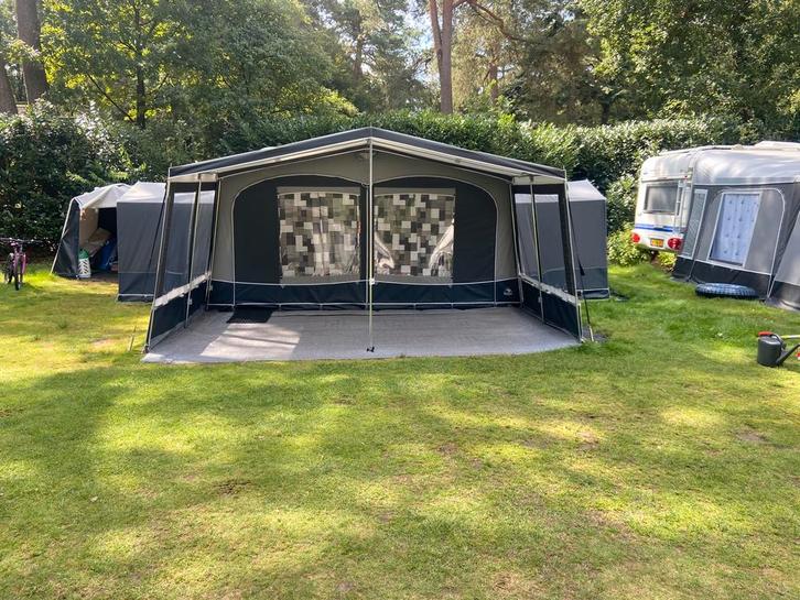 Caravan - Hobby 440, Caravans en Kamperen, Caravans, Particulier, tot en met 4, 1000 - 1250 kg, Treinzit, Hobby, 4 tot 5 meter