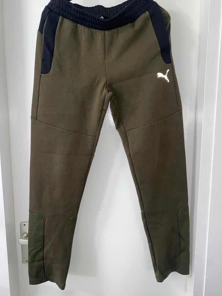 Puma trainingsbroek maat M, Fitness, Maat 48/50 (M), Ophalen of Verzenden, Gedragen