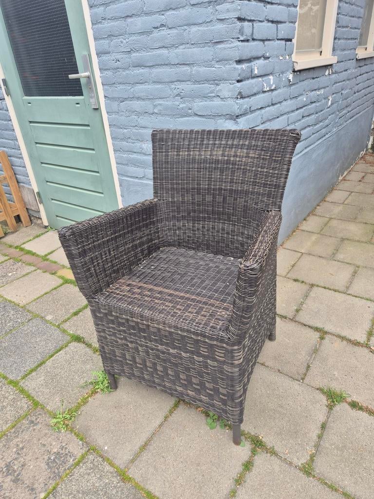 Een rieten tuinstoel.. €10,-, Tuin en Terras, Tuinstoelen, Ophalen, Gebruikt, Rotan