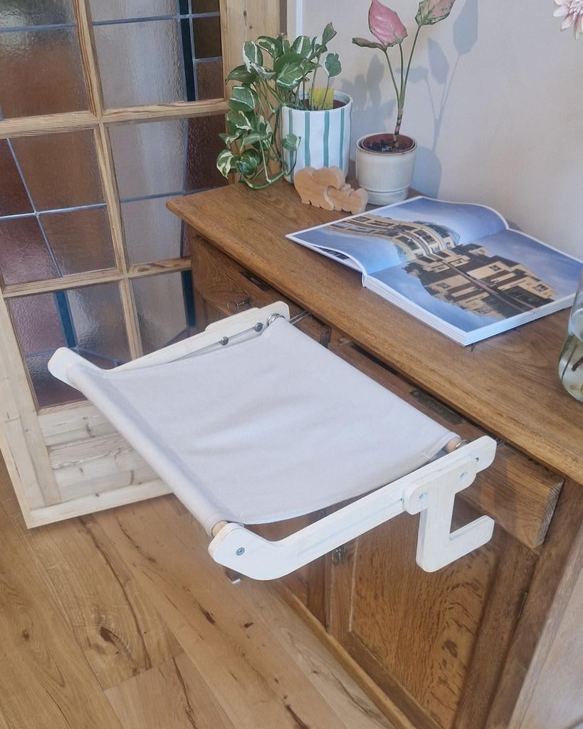 Katten hangmat hout katoen - zo goed als nieuw, Dieren en Toebehoren, Kattenmanden, Ophalen, Zo goed als nieuw, Katoen