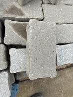 Grijze waterpasserendebetonnen klinkers circa 55m2, Gebruikt, Klinkers, Ophalen of Verzenden, 10 m² of meer