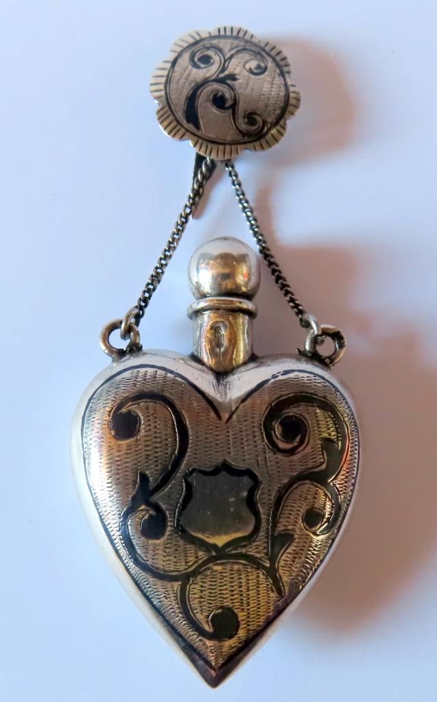 Antiek russisch zilveren parfumfles/hart/Chanel/niellö, incl, Verzenden, Zilver