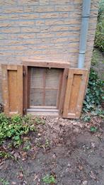 Raam met kozijn voor blokhut - Inclusief glas en luiken, Gebruikt, Raamkozijn, Minder dan 75 cm, Inclusief glas