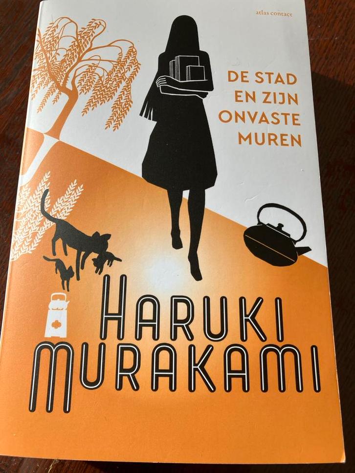 Haruki Murakami - De stad en zijn onvaste muren, Boeken, Literatuur, Zo goed als nieuw, Nederland, Ophalen of Verzenden