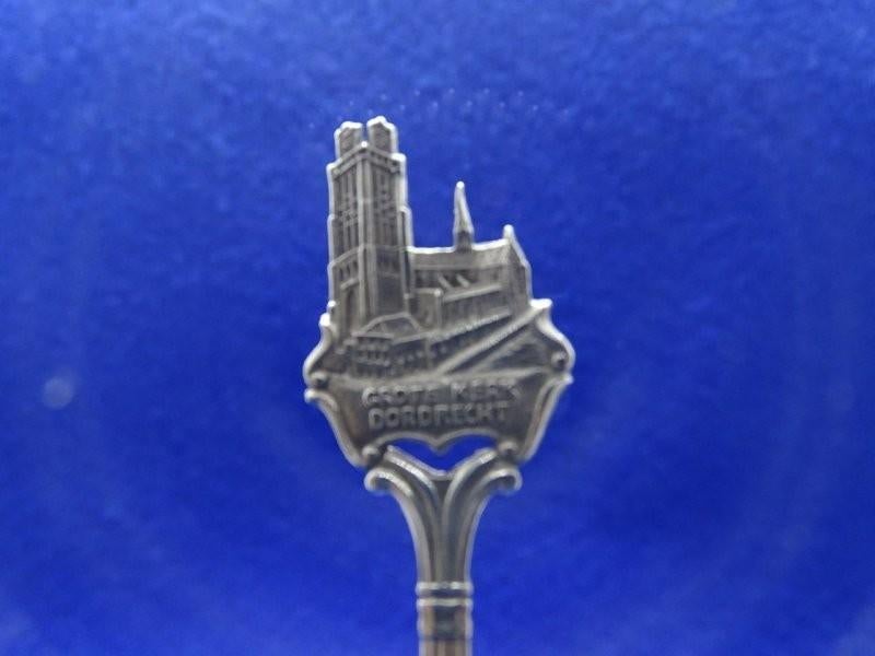 Gero Lepeltje: Dordrecht, Verzenden