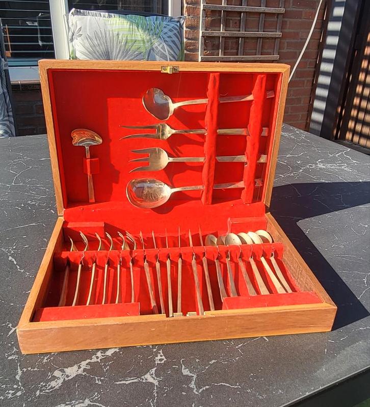 Prachtige bestekcassettes met uitgebreide besteksets, Antiek en Kunst, Antiek | Bestek, Ophalen