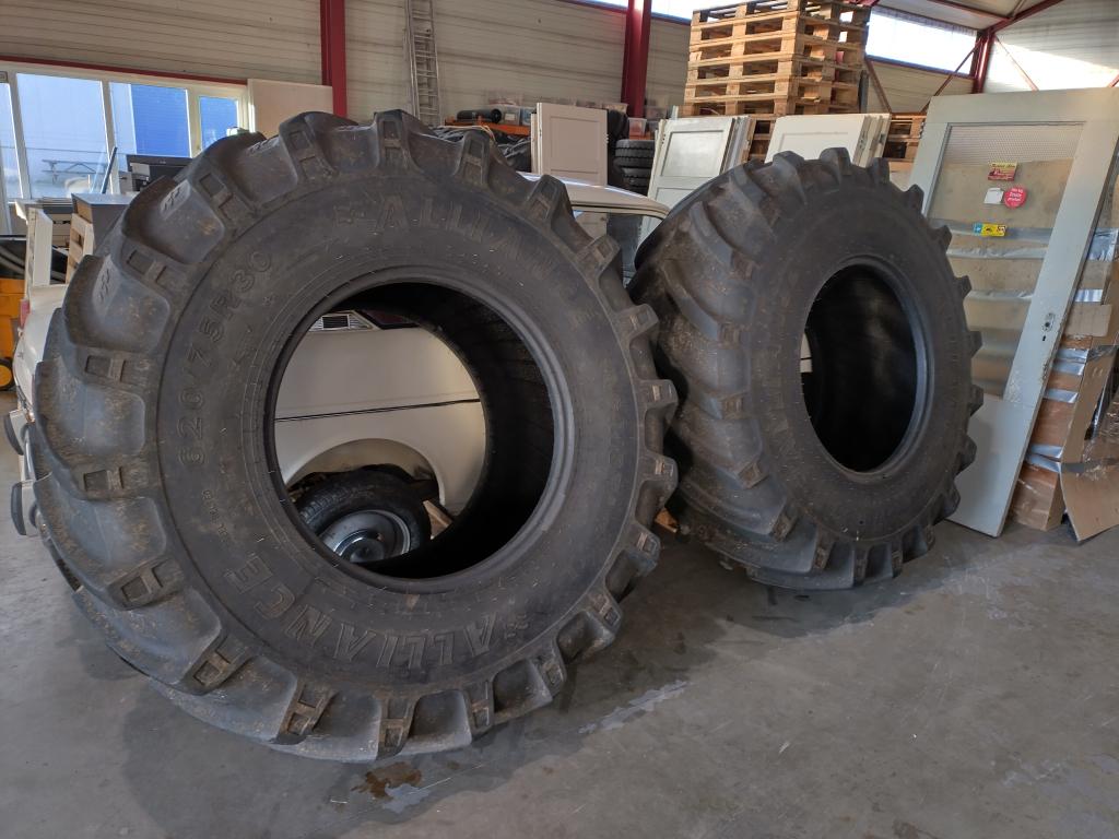 620/75 x R30 Alliance Banden, Niet ingevuld, Niet ingevuld, Niet ingevuld