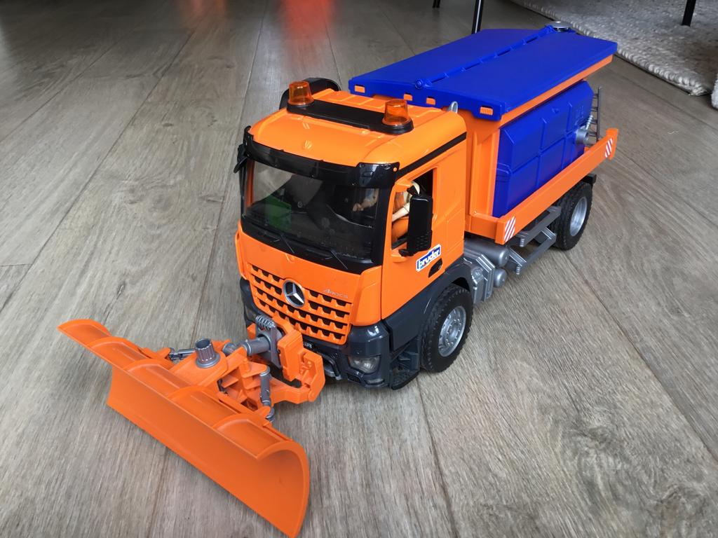 Bruder, sneeuwschuiver, Kinderen en Baby's, Speelgoed | Speelgoedvoertuigen, Ophalen of Verzenden, Zo goed als nieuw